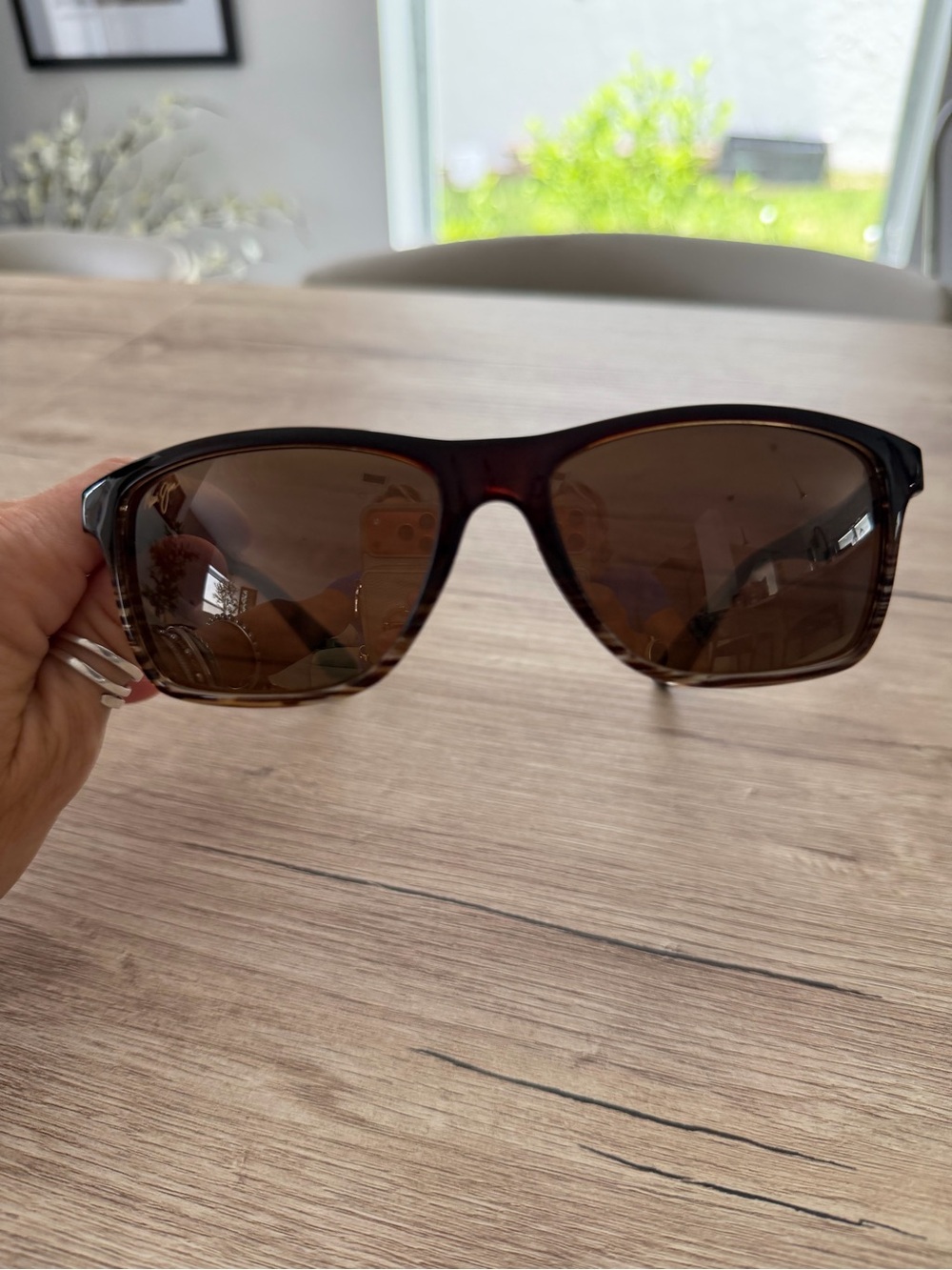 Maui Jim ONSHORE Chocolate Fade POLARIZED HCL Bronze Lens Sunglass H798-01